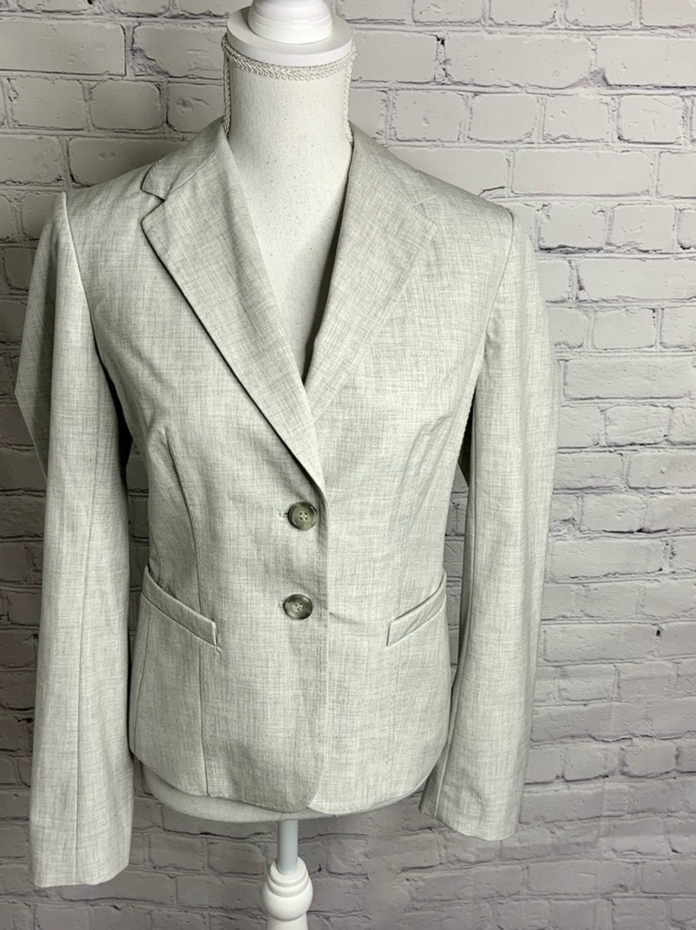 The Limited Y2K Vintage Grey Blazer 4